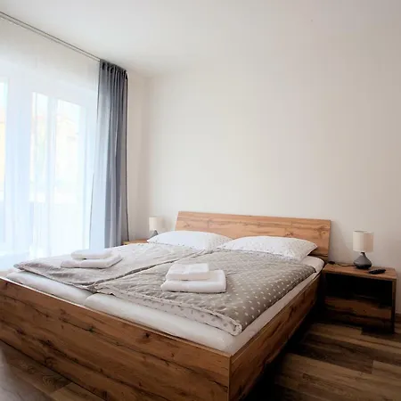 Sunny, Fully Furnished Type With Terrace Apartment Plzen