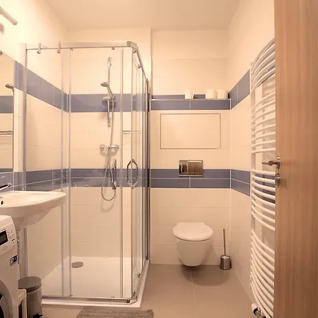Apartmán Sunny, Fully Furnished Type With Terrace *