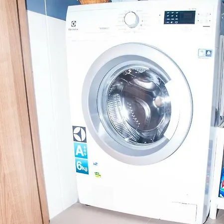 Apartment Sunny, Fully Furnished Type With Terrace