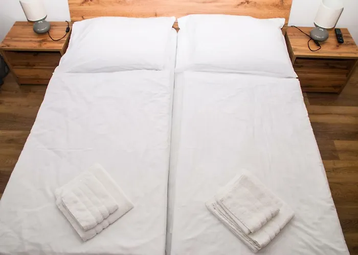 Sunny, Fully Furnished Type With Terrace *